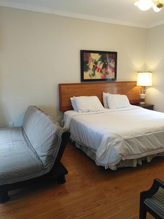 Lakeview Private Suite-Twin Or King Tottenham ภายนอก รูปภาพ