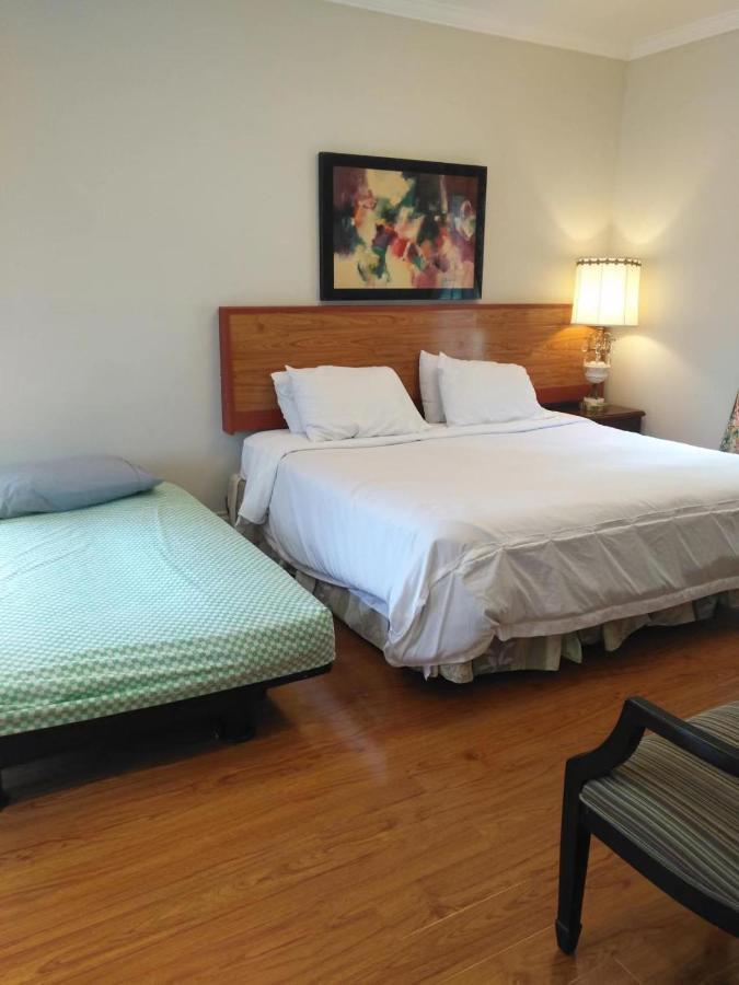 Lakeview Private Suite-Twin Or King Tottenham ภายนอก รูปภาพ